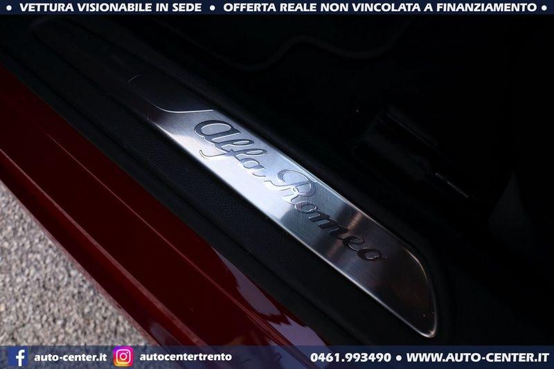 Alfa Romeo Giulia 2.0T 280cv AT8 Q4 COMPETIZIONE
