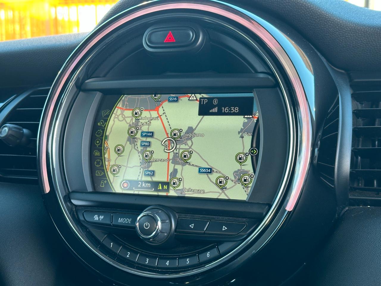 MINI 5 porte 1.5 Cooper D Business