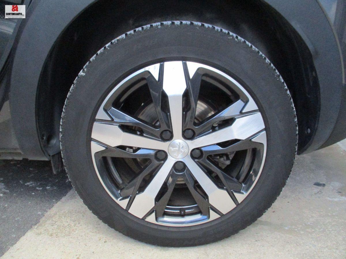 PEUGEOT 3008 BlueHDi 130 S&S EAT8 Allure Pack 2021