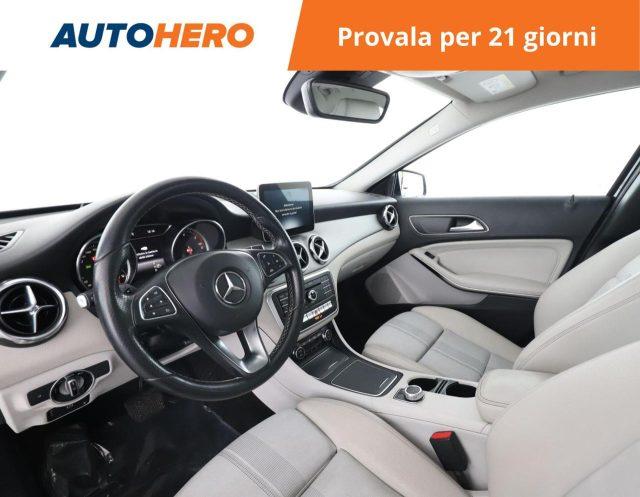 MERCEDES-BENZ GLA 200 d Automatic Sport