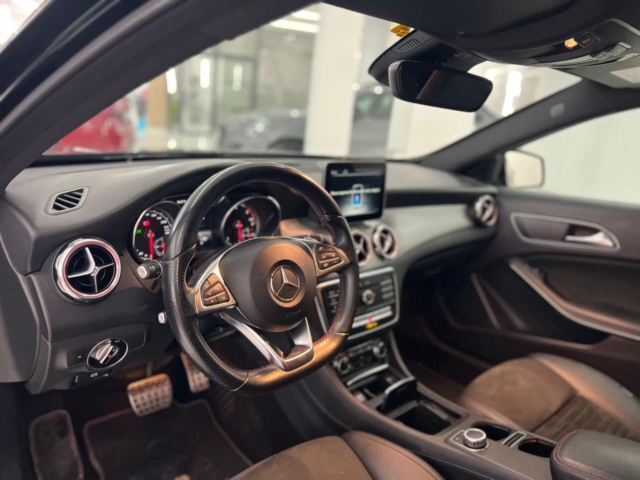 Mercedes-benz GLA 200 d Automatic Premium