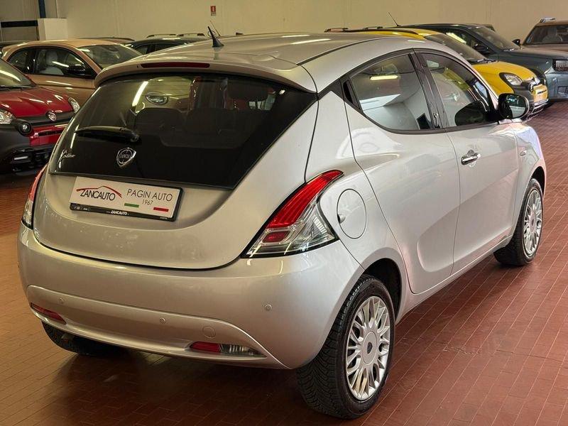 Lancia Ypsilon 1.2 69cv Silver