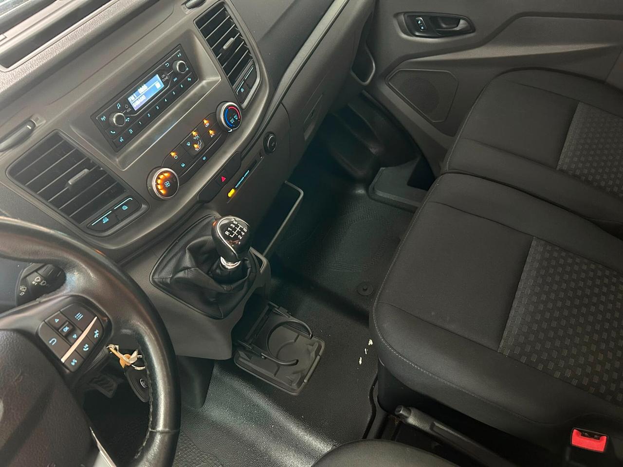 Ford Transit 350 2.0TDCi EcoBlue 130CV DC Cassone