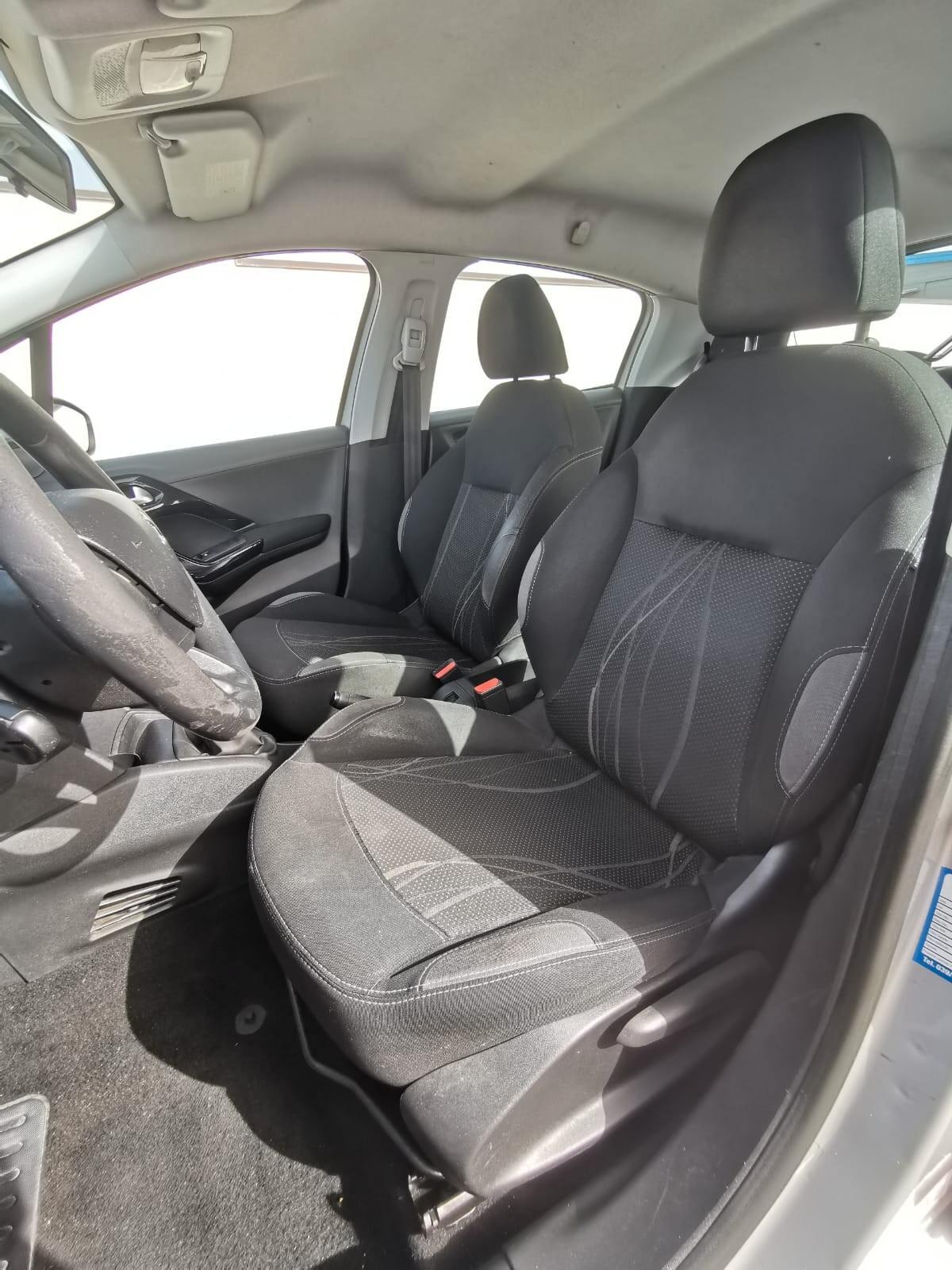 Peugeot 208 1.4 HDi 68 CV 5P. Active SUPERPREZZO