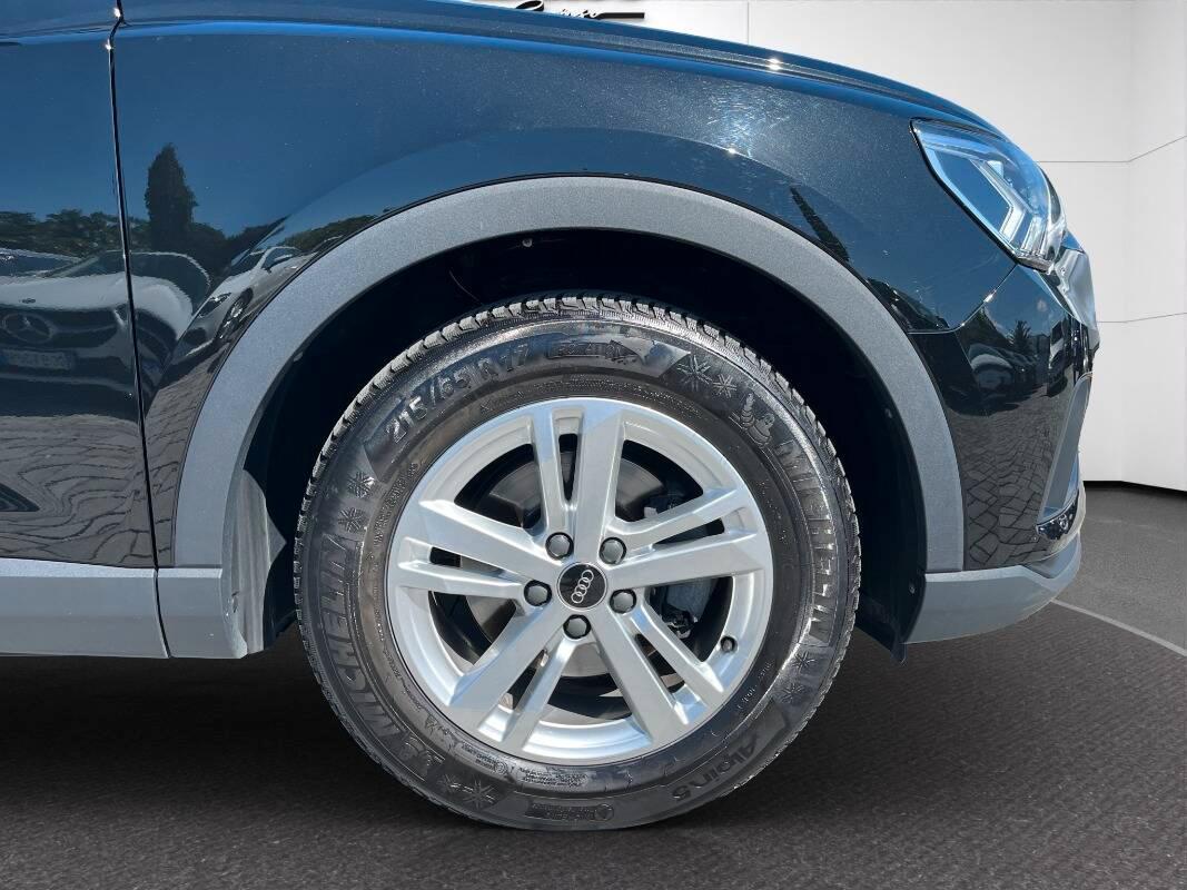 Audi Q3 35 2.0 tdi Business s-tronic