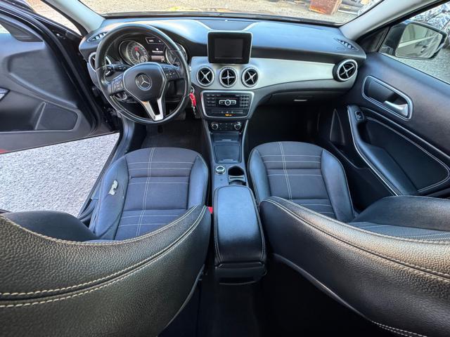 MERCEDES-BENZ GLA 200 CDI Automatic Premium