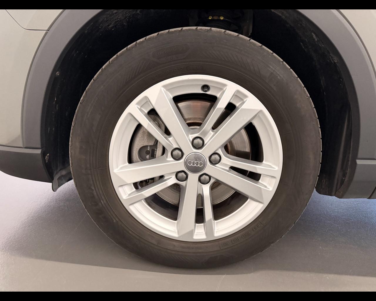 AUDI Q3 40 TDI S-TRONIC QUATTRO BUSINESS