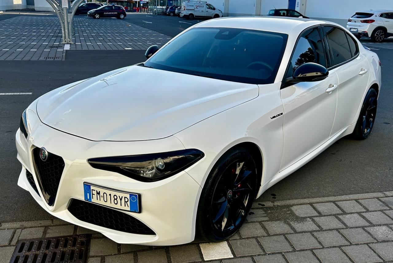 Alfa Romeo Giulia 2.2 D q2 VELOCE 180 CV AT8