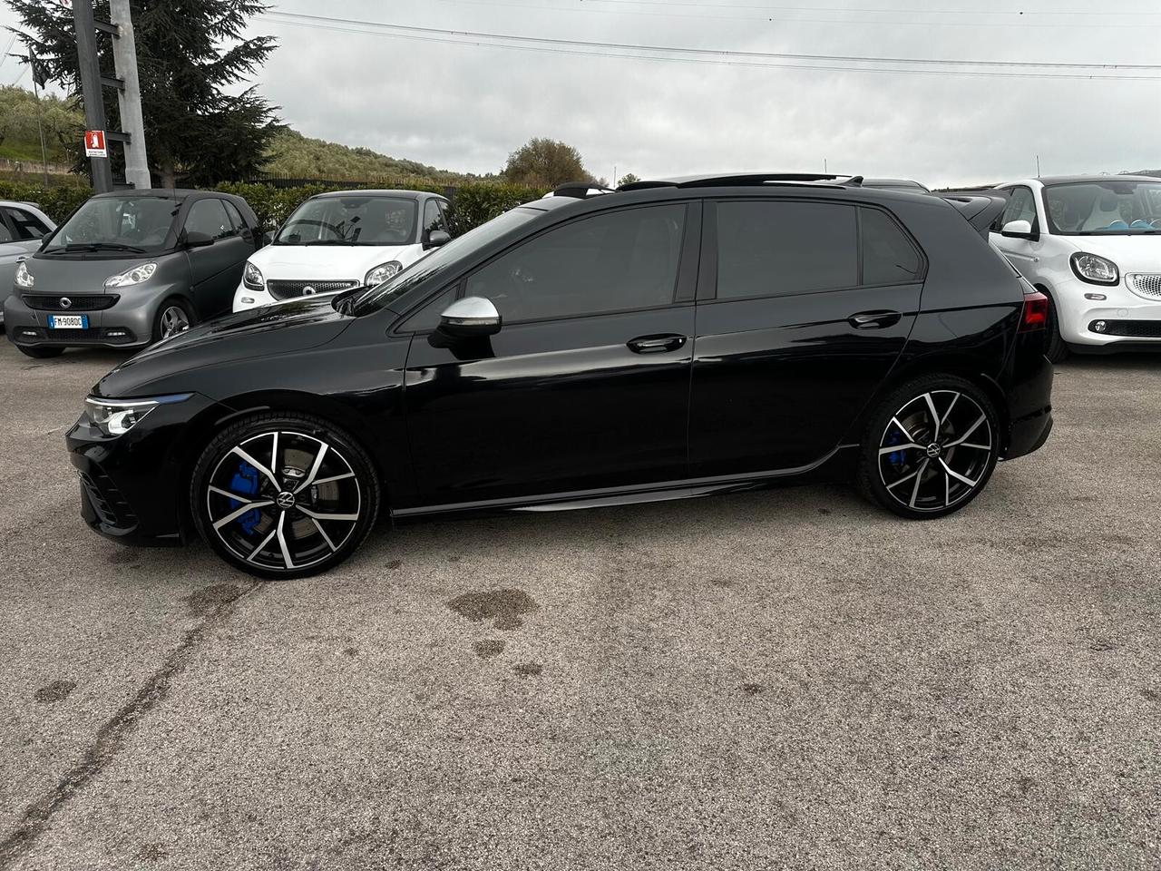 Volkswagen Golf R 2.0 TSI DSG 4Motion /PROMO/ TETTO/ IQ LIGHT/ HARMAN KARDON/ DRIFT MODE/ RETRO CAMERA/ PRONTA CONSEGNA