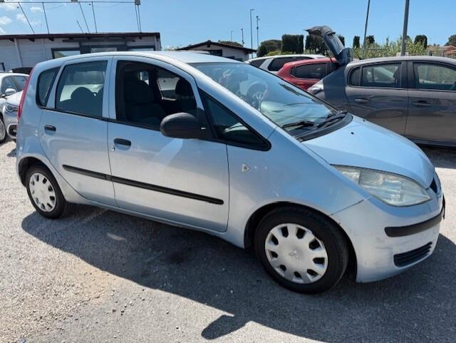 Mitsubishi Colt 1.1 12V 5p. Invite