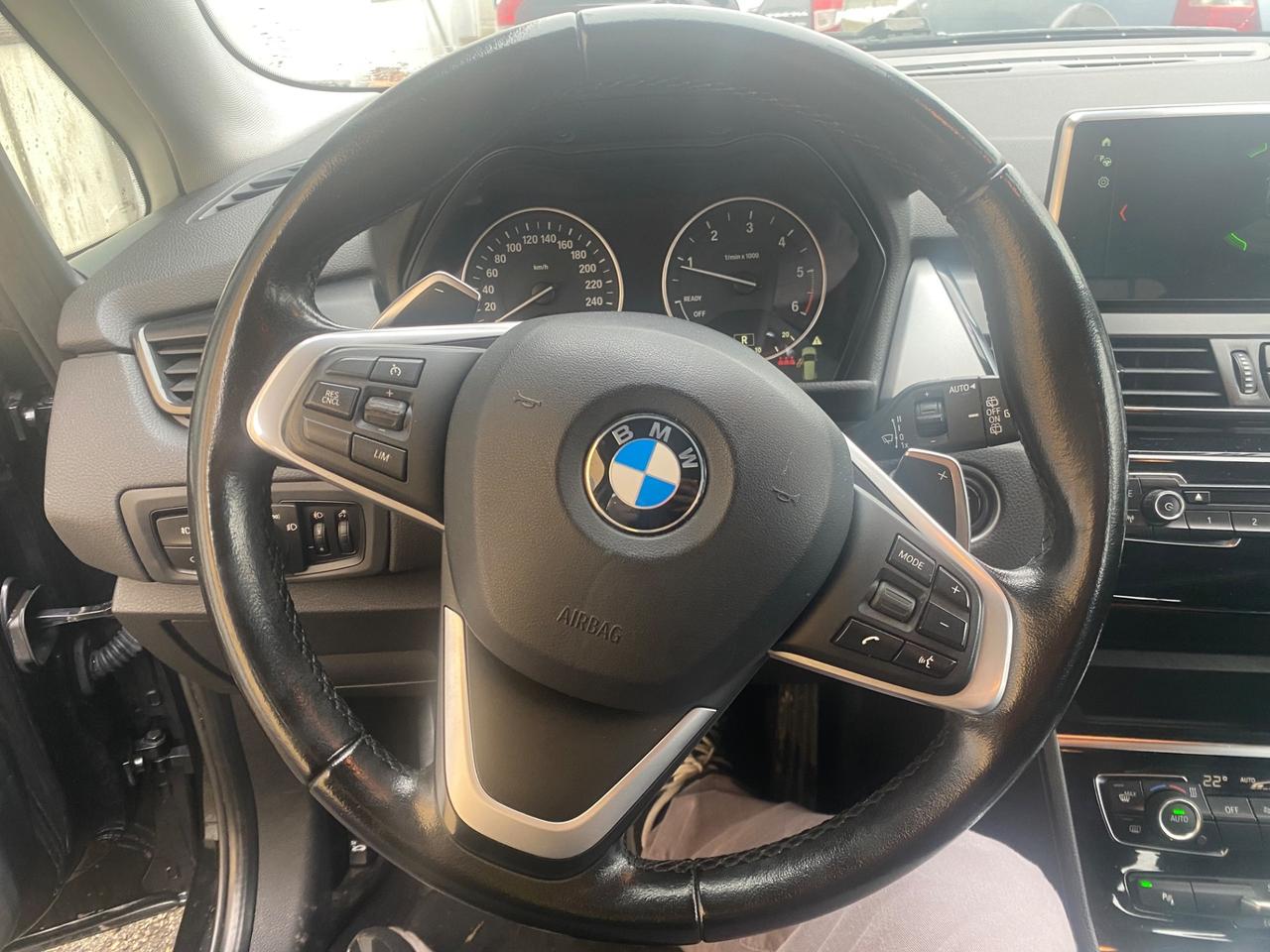 Bmw 2er Active Tourer 218d Advantage