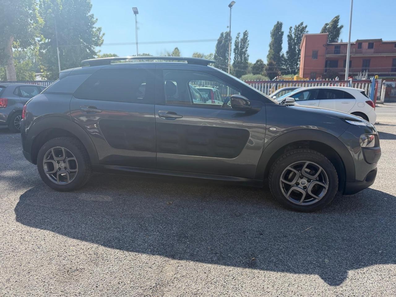 Citroen C4 Cactus BlueHDi 100 Shine