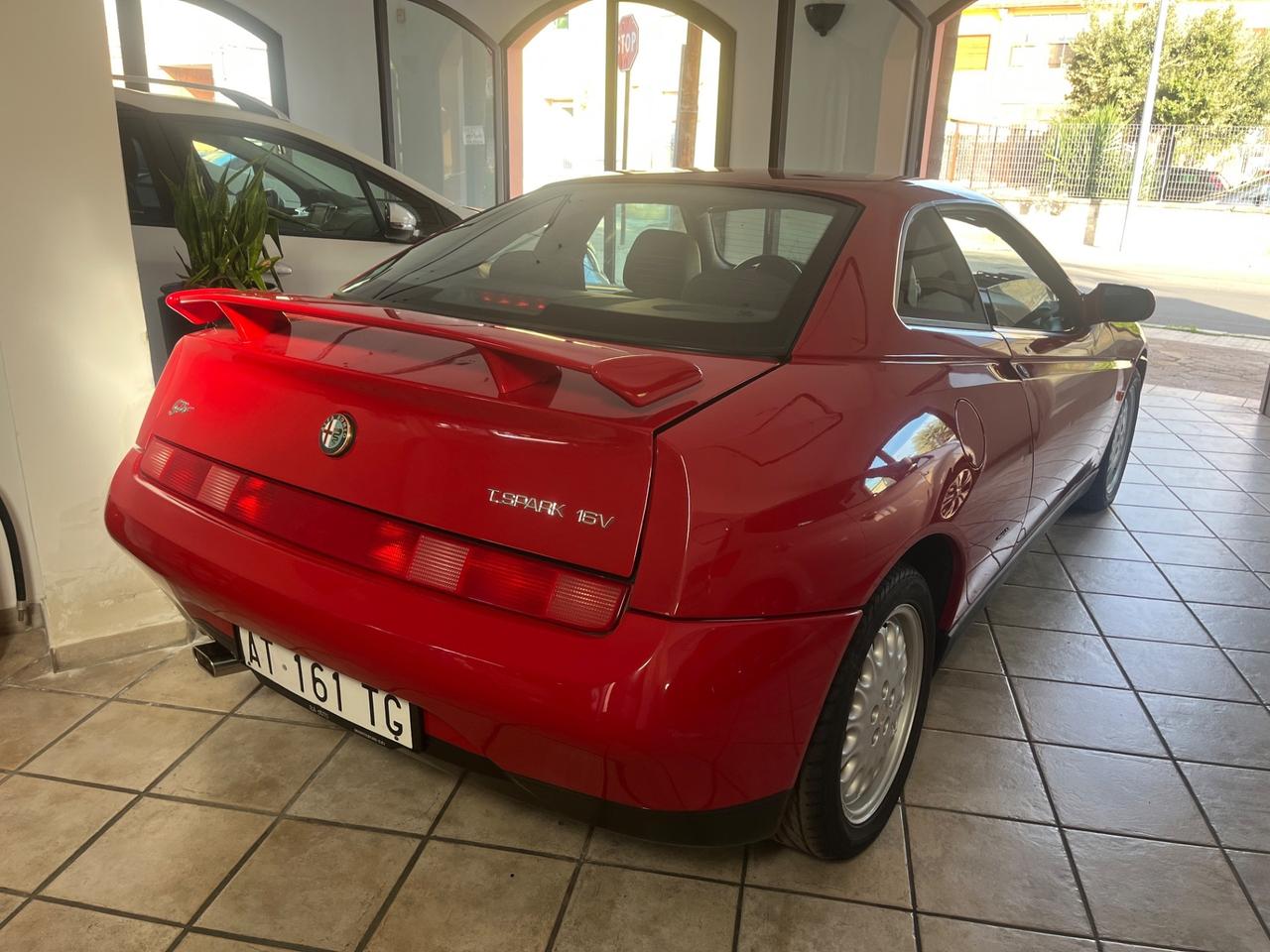 Alfa Romeo GTV 2.0i 16V Twin Spark cat