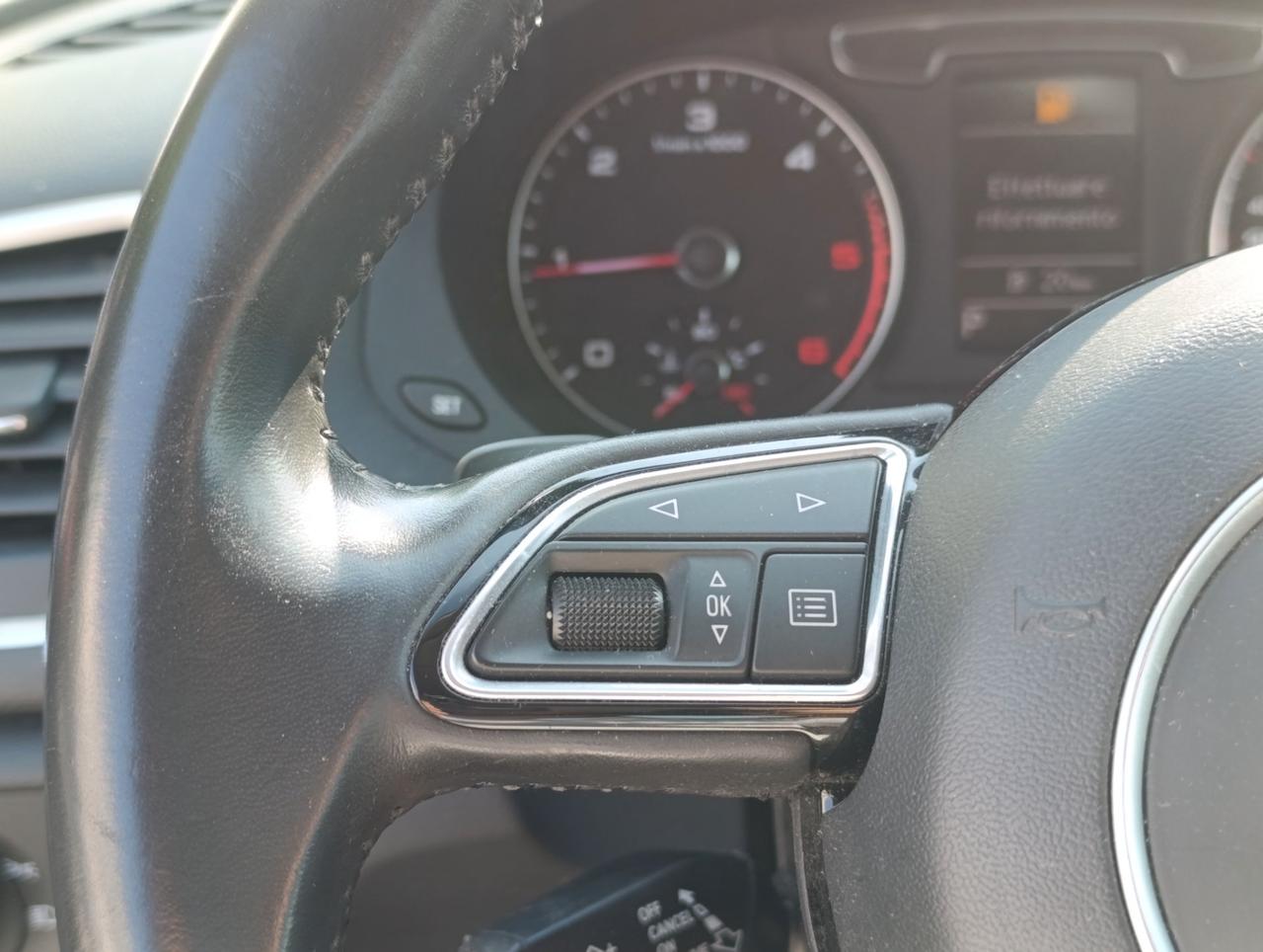 Audi Q3 2.0 tdi Business 120cv s-tronic