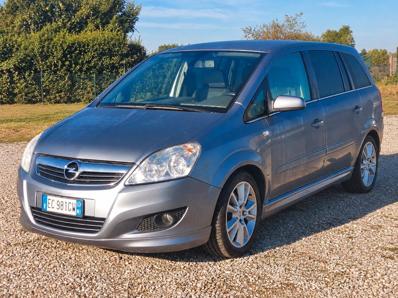 Opel Zafira 1.6 Benzina Cosmo 115cv 7 posti Garanzia 12 mesi