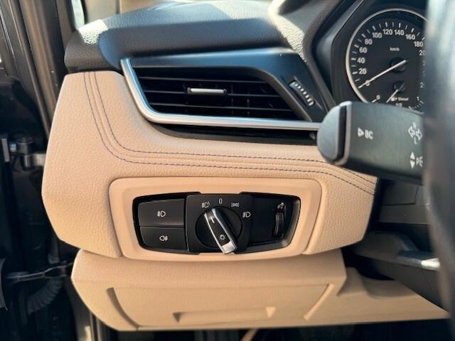 Bmw 2er Active Tourer 216d Luxury Pelle-Led-Navi-C.Autom.