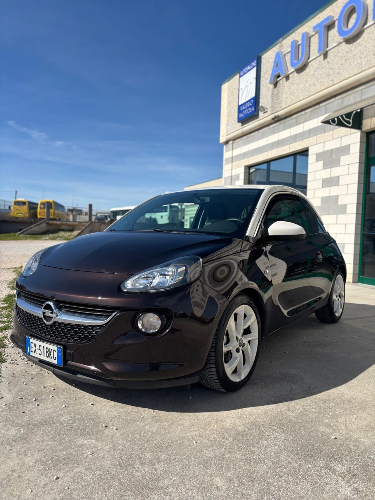 Opel Adam 1.2 70 CV