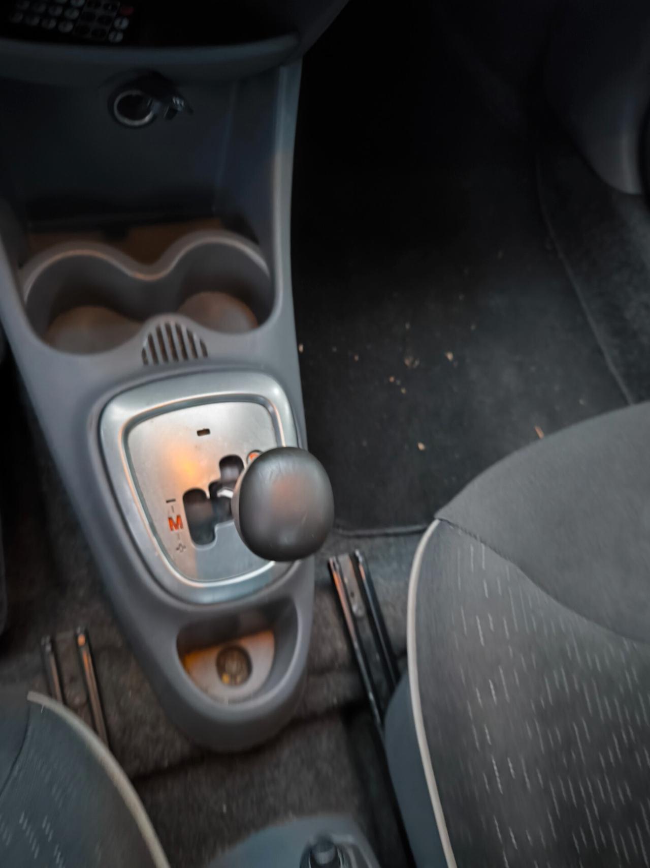 Peugeot 107 1.0 68CV 5p. Sweet Years