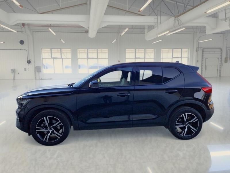 VOLVO XC40 B3 automatico Plus Dark