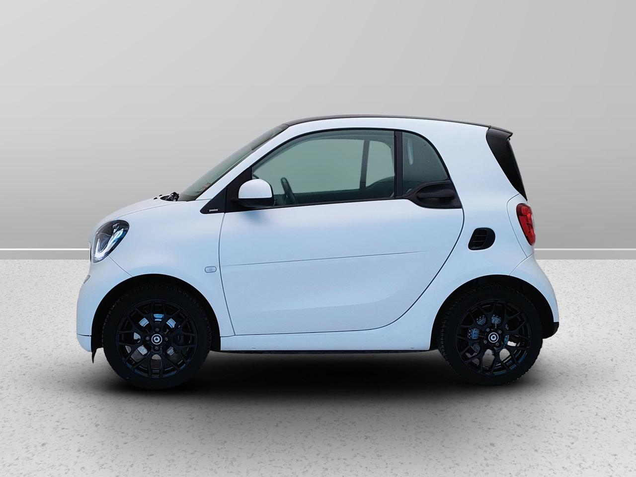 SMART Fortwo III 2015 - Fortwo 1.0 Urban (sport edition1) 71cv twinamic