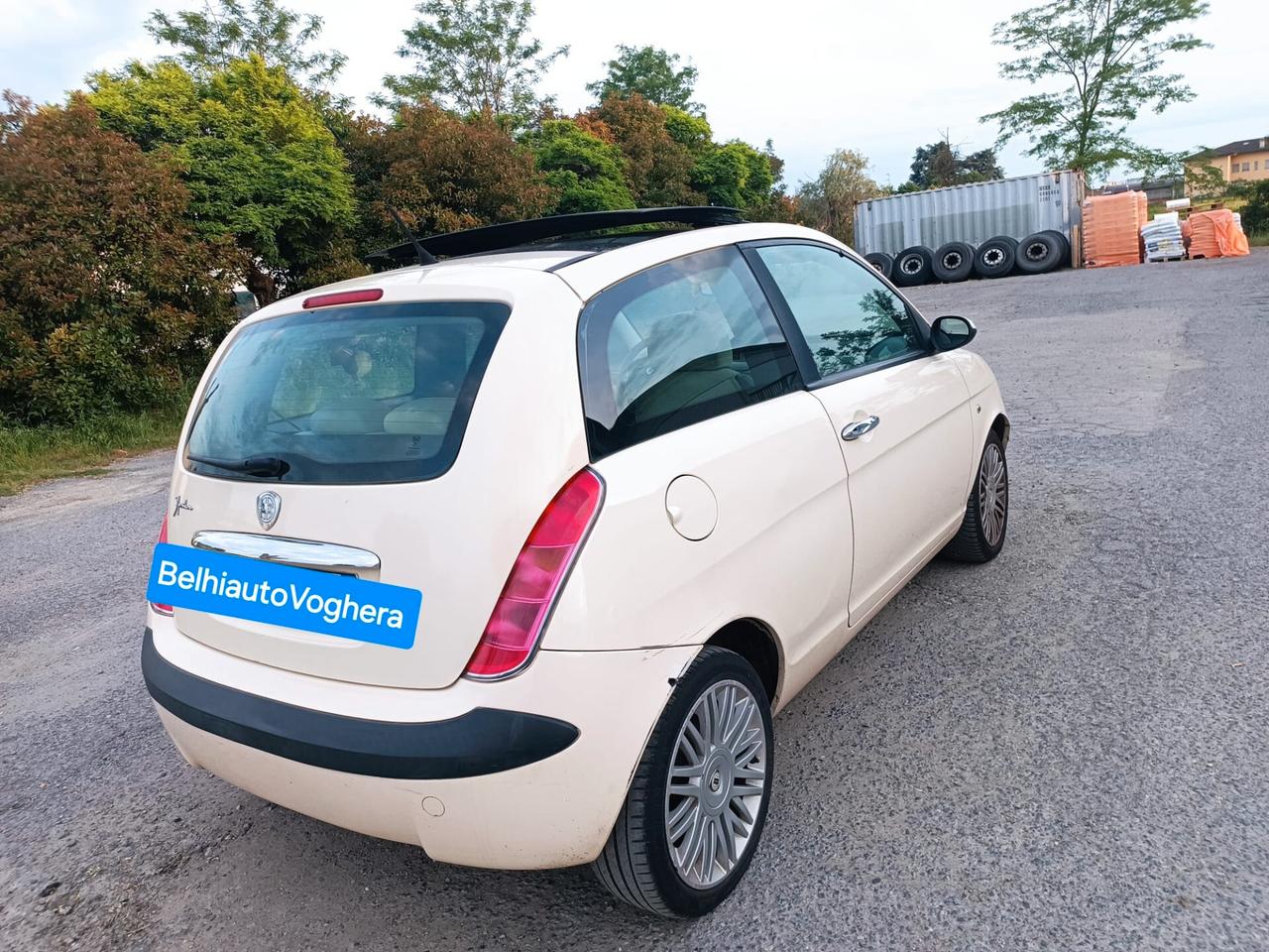 Lancia Ypsilon 2006---1.2 Benzina Neopatentati