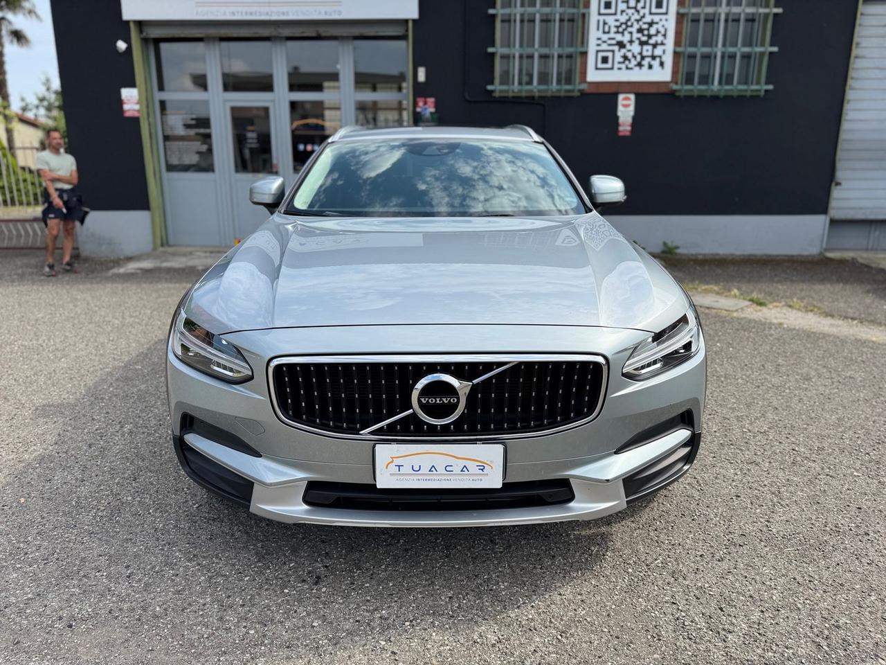 Volvo V40 Cross Country Momentum 2.0 T5 #5705