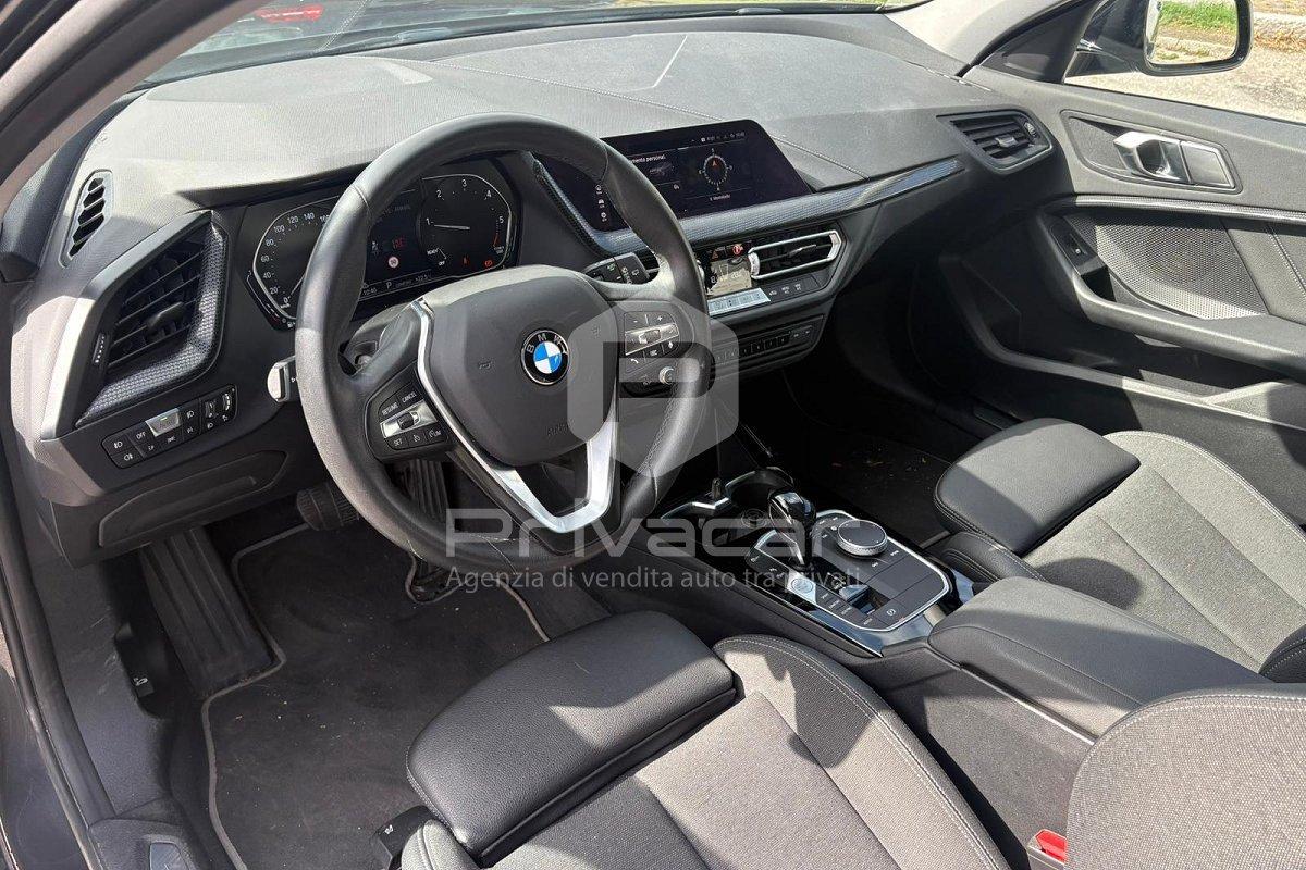 BMW 116d 5p. Advantage