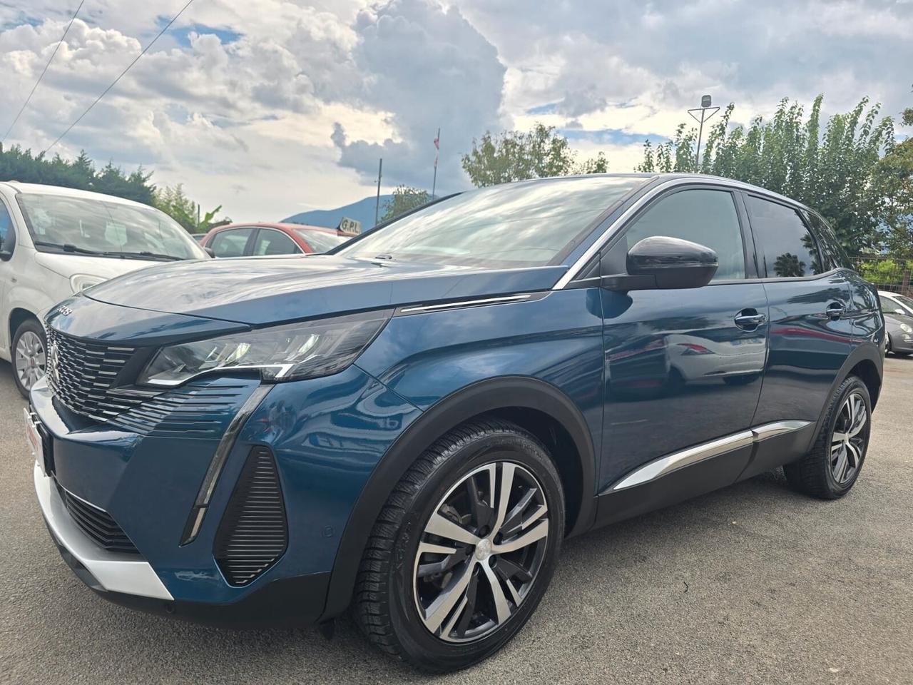 PEUGEOT 3008 1.5BLUEHDI 130CV AUTOM ALLURE PACK FULL