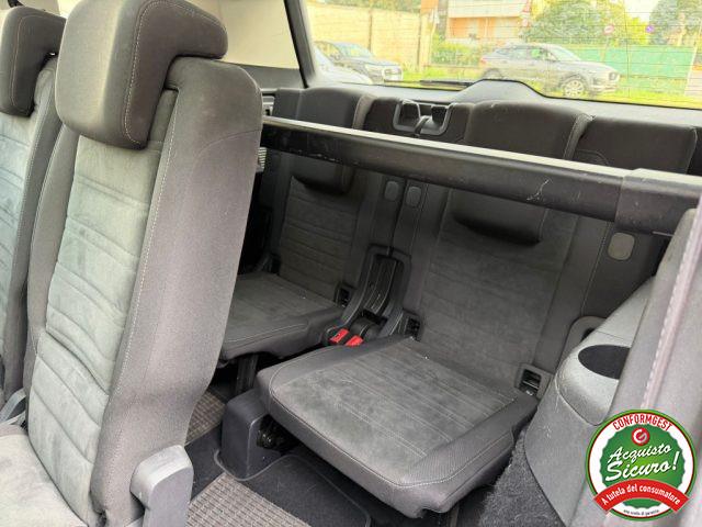 VOLKSWAGEN Touran 1.6 TDI 115 CV SCR Highline 7 posti Tetto