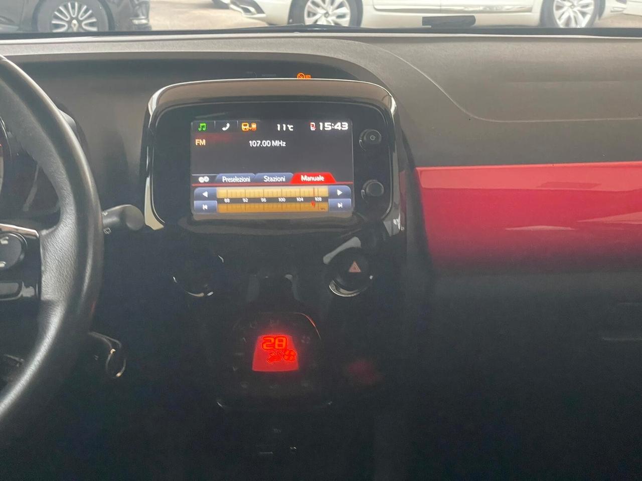 Toyota Aygo 1.0 VVT-i 69 CV 5 porte x-cite