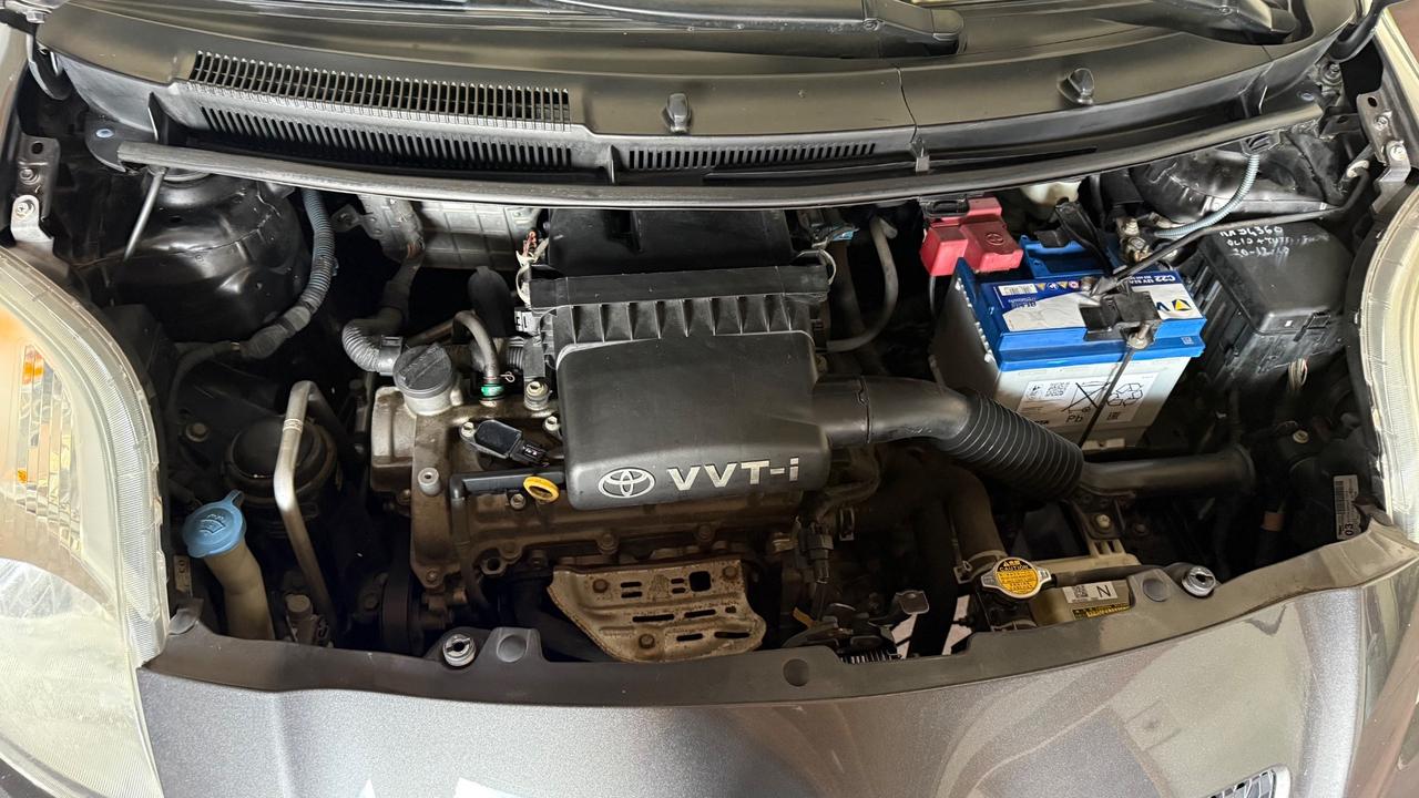 Toyota Yaris 1.3 5 porte Sol