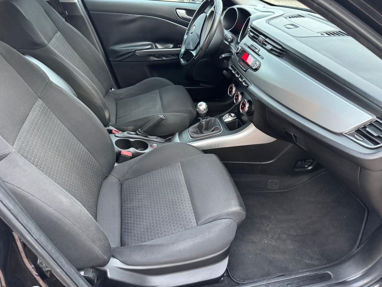 Alfa Romeo Giulietta 1.6 JTDm-2 105 CV Exclusive