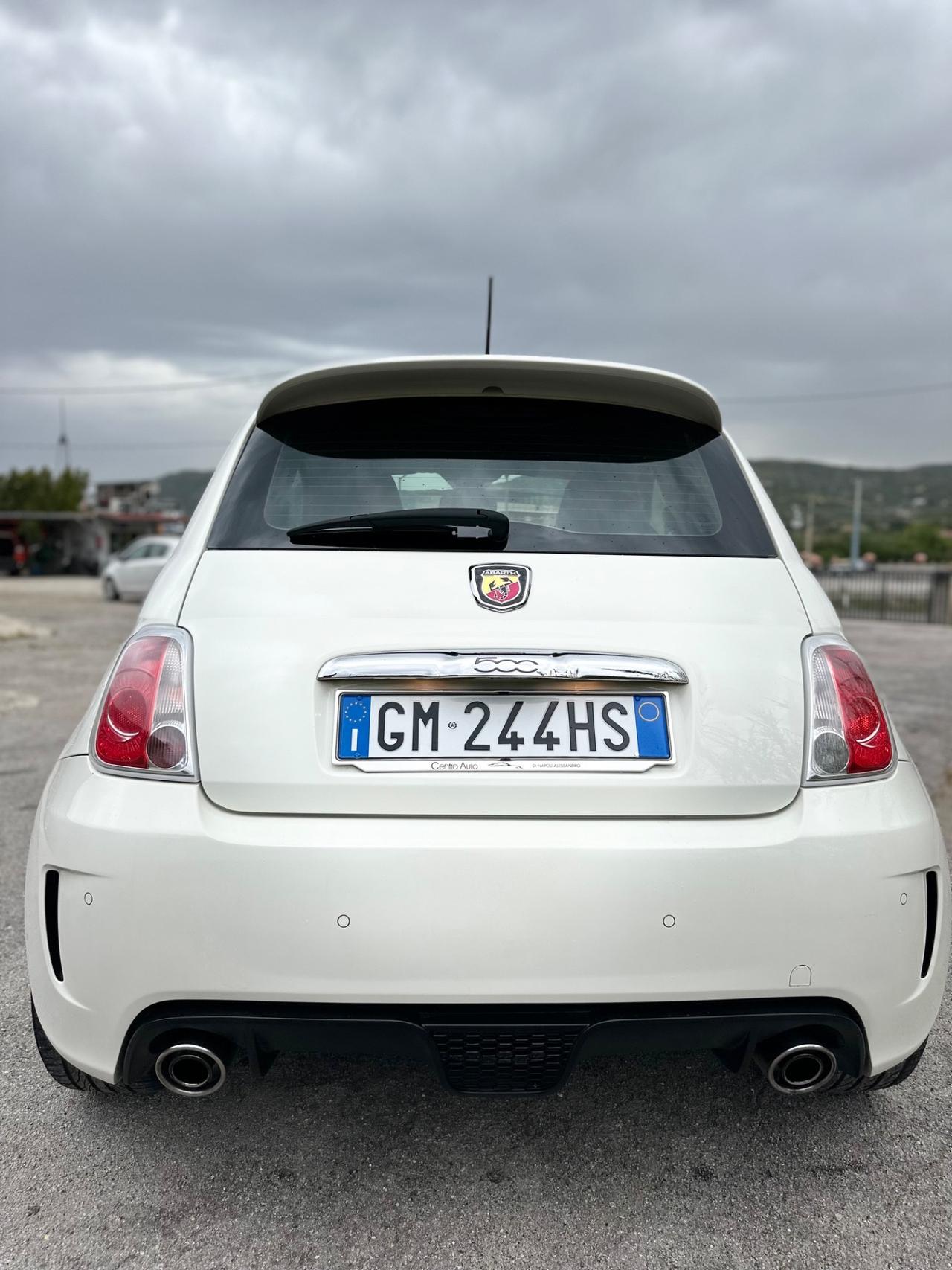 Abarth 500 1.4 Turbo T-Jet Custom