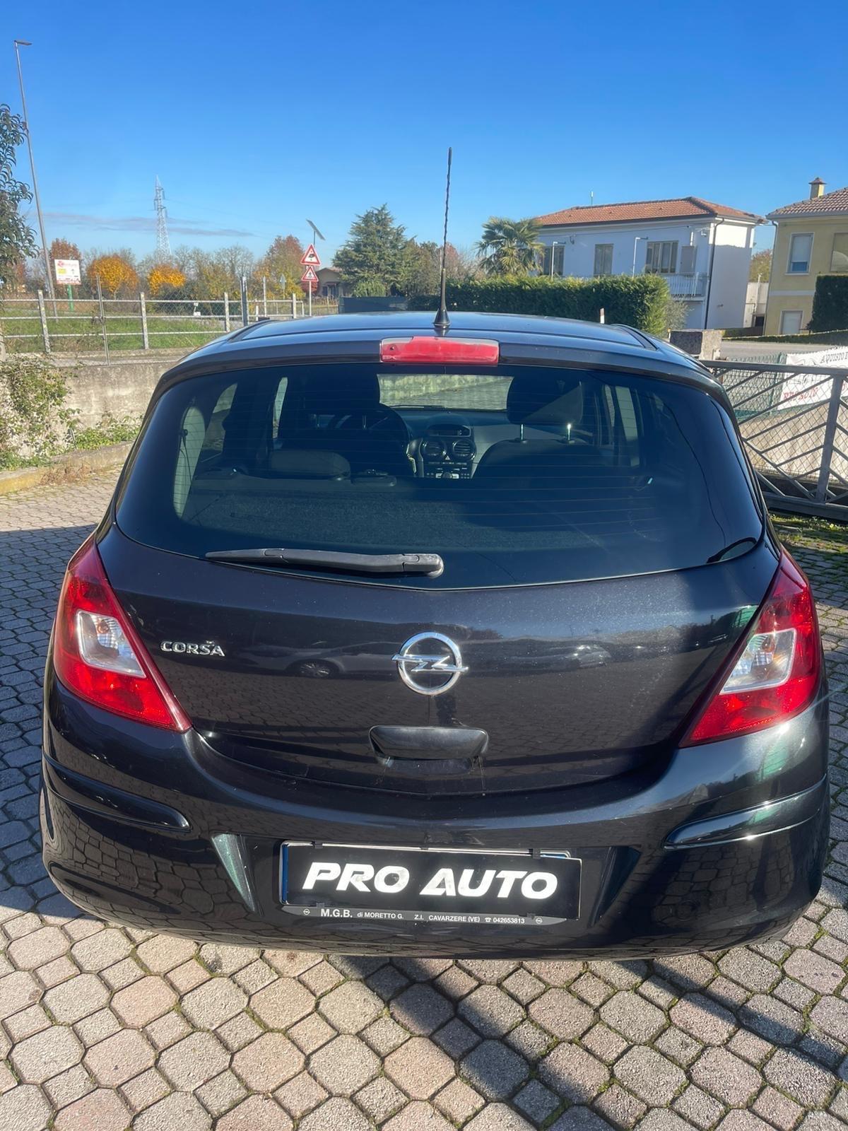 Opel Corsa 1.2 85CV 5 porte GPL-TECH Edition