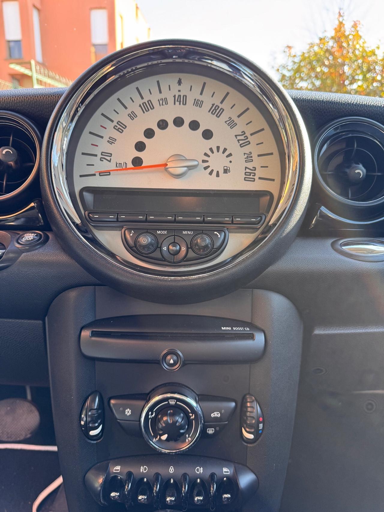 Mini 2.0 16V Cooper D Automatica