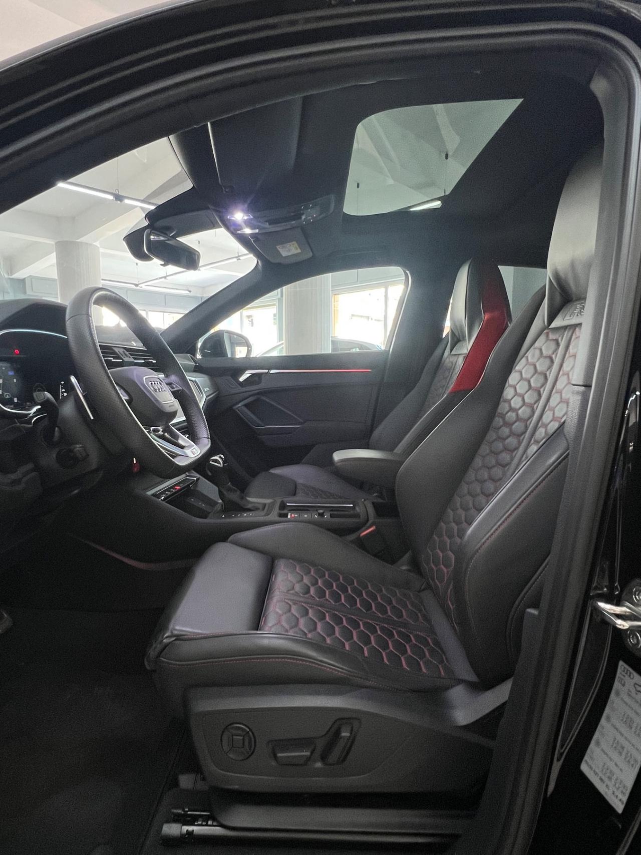 Audi Q3 RS Q3 SPB quattro S tronic