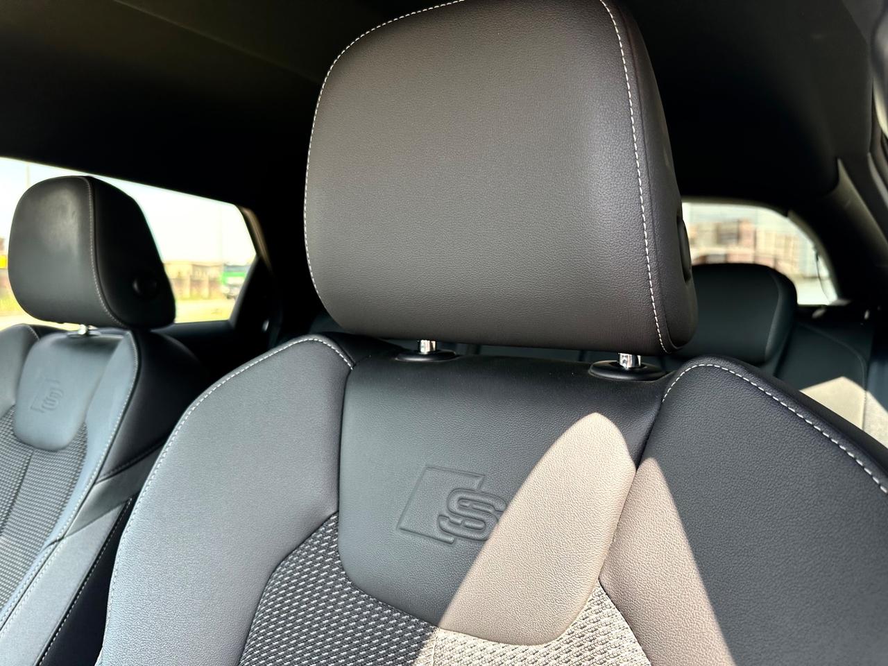 Audi A1 citycarver 35 TFSI S tronic Admired