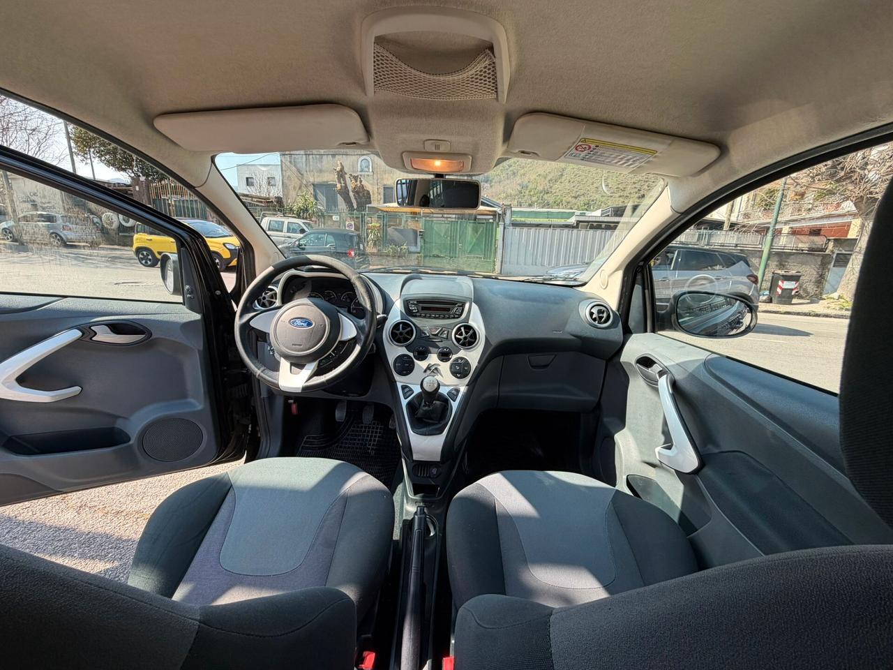 Ford Ka 1.2 8V 69CV Titanium