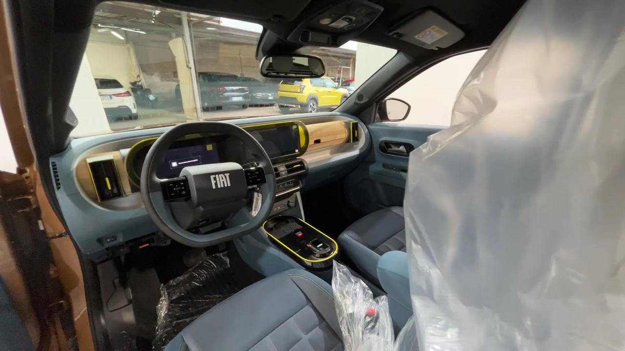 Fiat Grande Panda 1.2 Hybrid 110 CV S&S La Prima