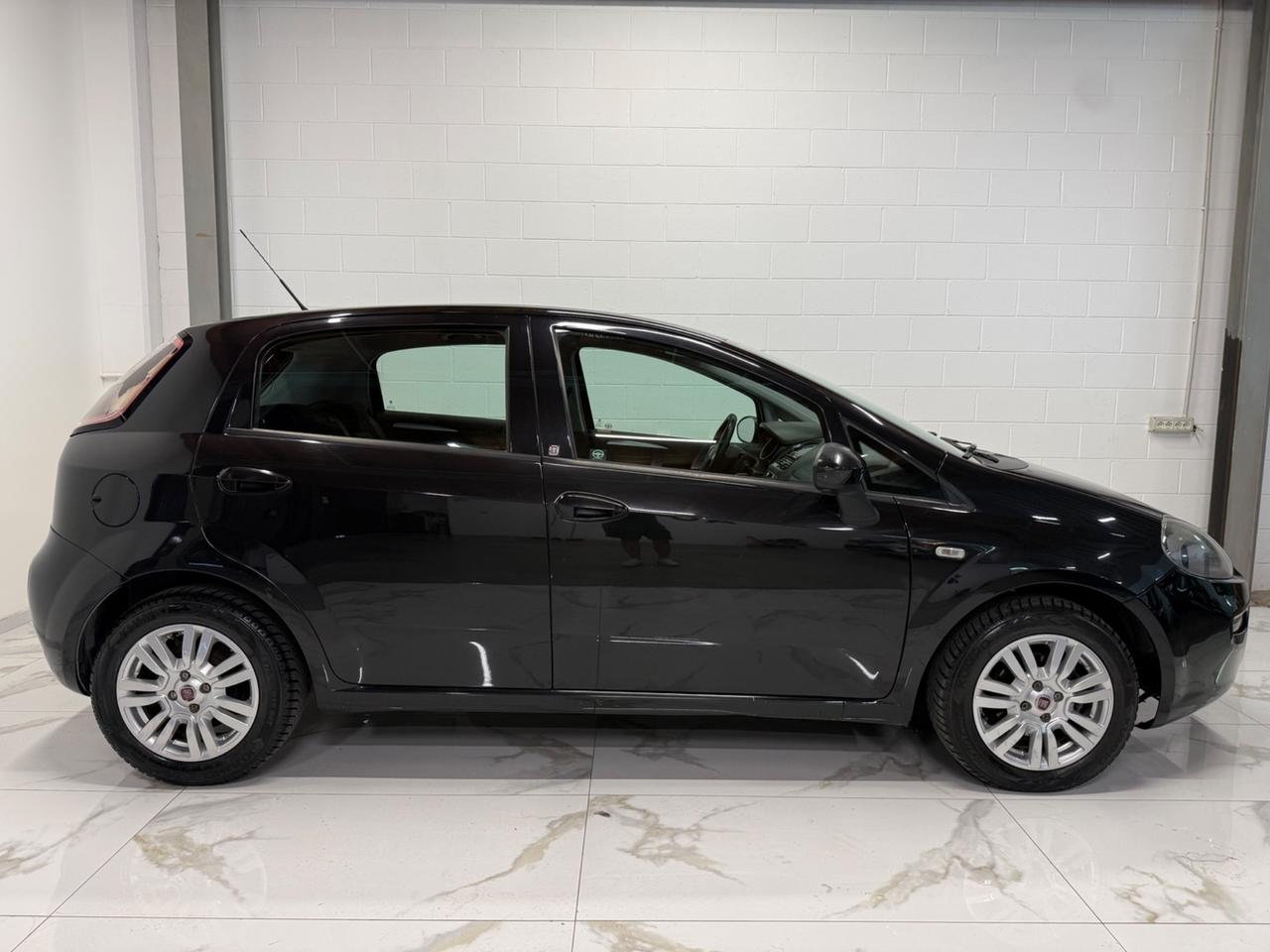 Fiat Punto 1.3 MJT II 75 CV 5 porte Street