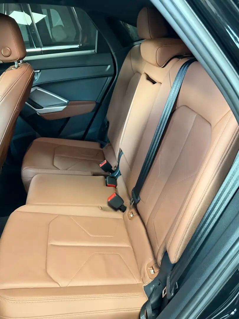 Audi Q3 35 TDI S tronic line edition