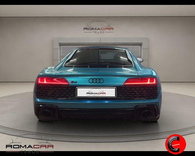 AUDI R8 Coupé V10 RWD S tronic performance