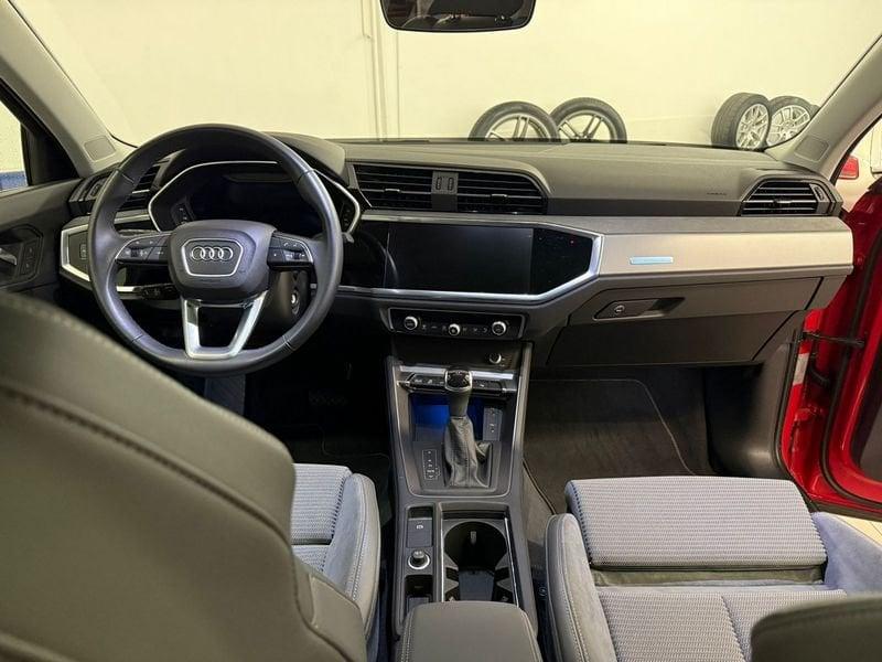 Audi Q3 45TFSI eS tronic anche a304€