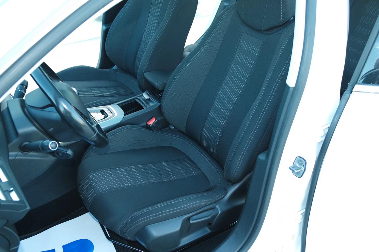 Peugeot 308 BlueHDi 120 S&S Allure