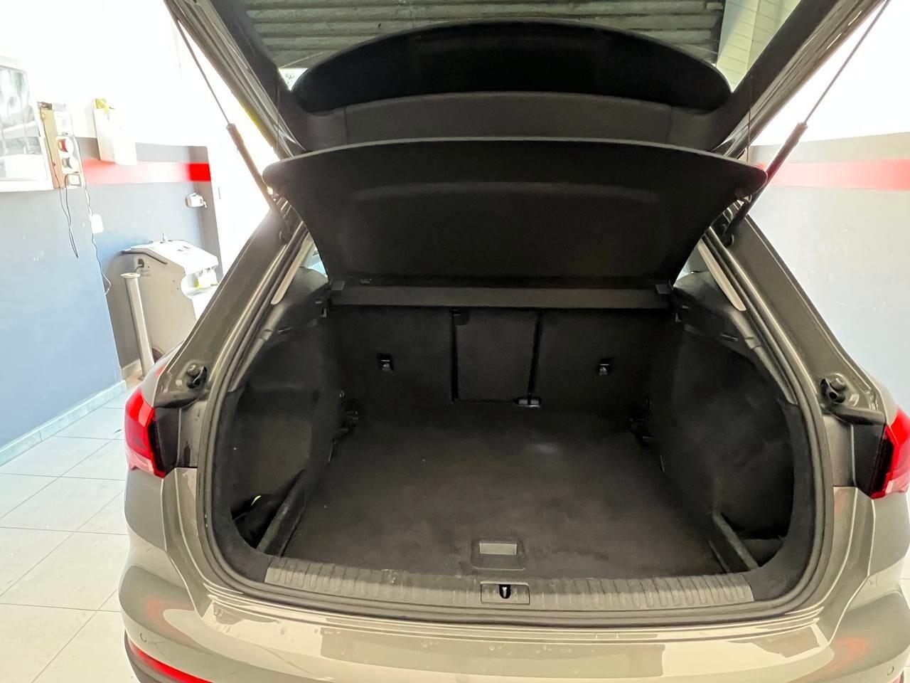 Audi Q3 35 TDI S tronic Business Advanced