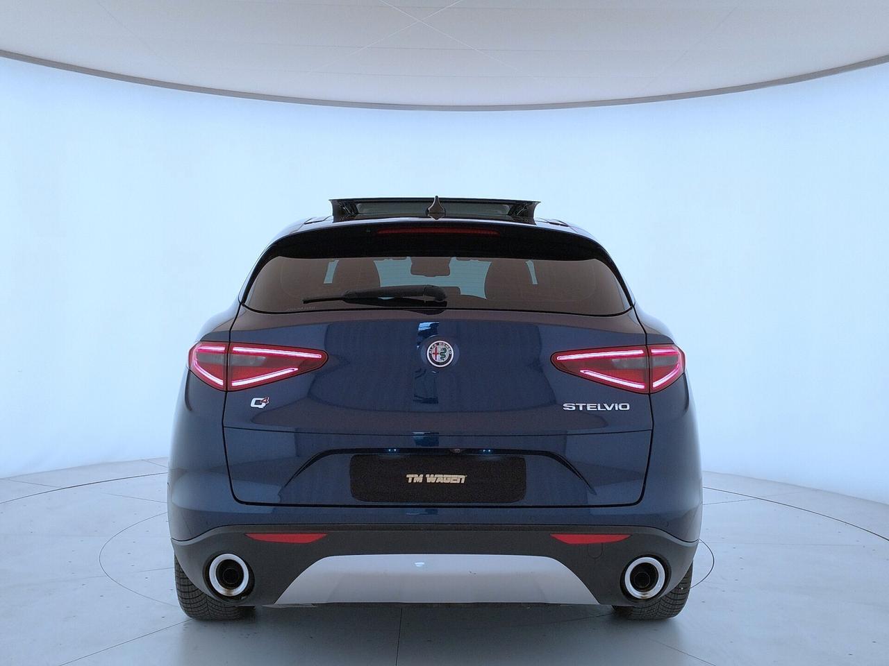 ALFA ROMEO STELVIO 2.2 t Executive Q4 190cv auto my19 - TETTO PANORAMICO - IVA ESPOSTA