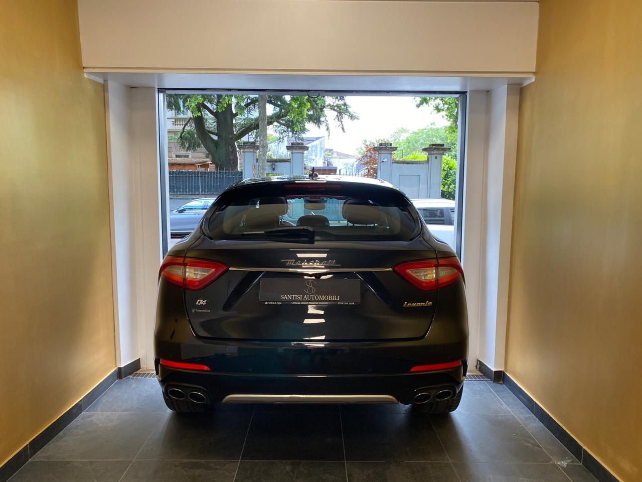 Maserati Levante 3.0 V6 275cv AWD Granlusso