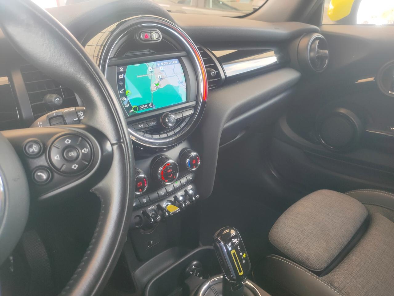 Mini Full Electric Cooper SE NEOPATENTATI