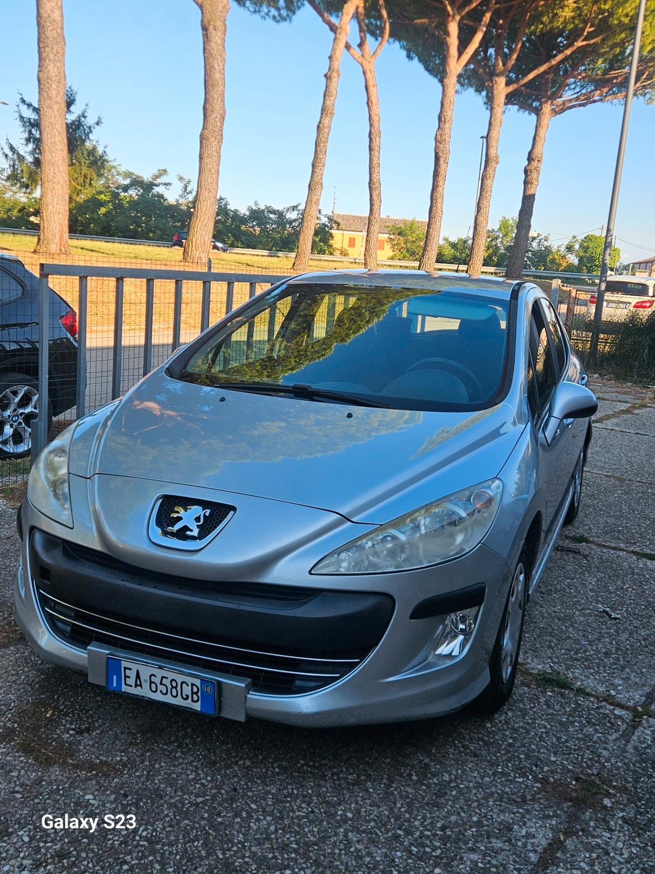 Peugeot 308 1.6 VTi 120CV 5p. Premium