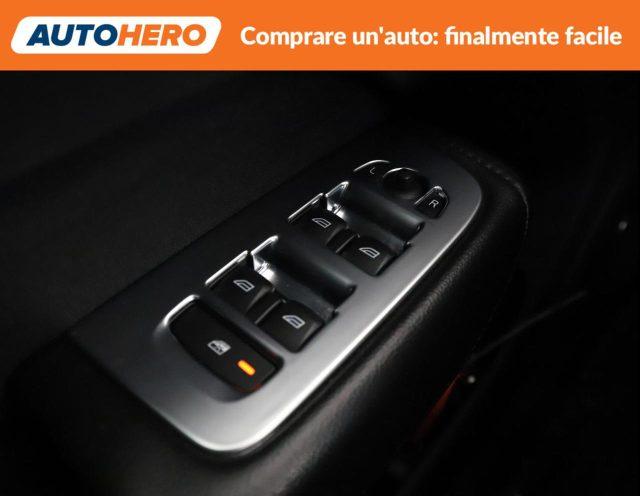 VOLVO XC60 B4 (d) AWD Geartronic Business Plus